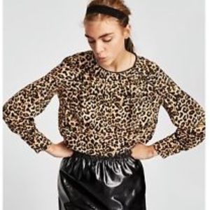 MOVING SALE Zara leopard print blouse